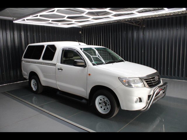 BUY TOYOTA HILUX 2015 2.5D-4D S ONLY 82786KM CANOPY+AIRCON, Struben Street Motors