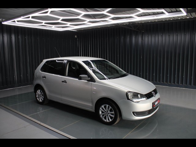 BUY VOLKSWAGEN POLO VIVO 2011 1.6 AIRCON, Struben Street Motors