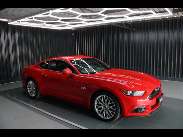 BUY FORD MUSTANG 2017 5.0 GT A/T ONLY 17839KM, Struben Street Motors