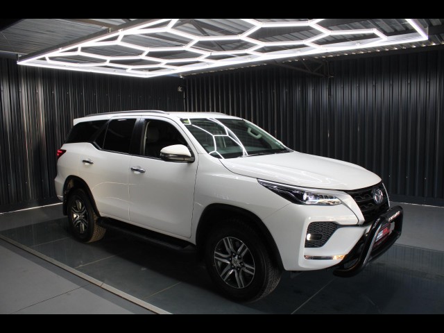 BUY TOYOTA FORTUNER 2021 2.4GD-6 4X4 AUTO ONLY 91101KM FSH AGENTS, Struben Street Motors
