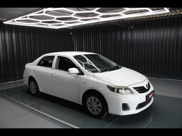 BUY TOYOTA COROLLA QUEST 2018 1.6 AIRCON, Struben Street Motors
