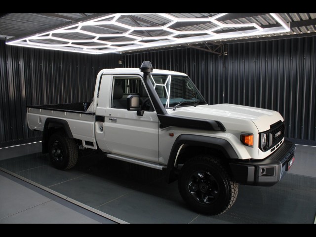BUY TOYOTA LAND CRUISER 2024 79 4.5D-4D LX V8 S/CAB 788KM, Struben Street Motors