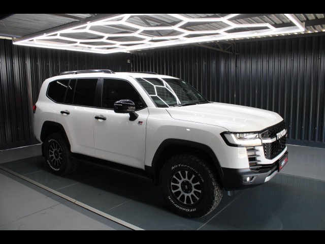 BUY TOYOTA LAND CRUISER 2024 LANDCRUISER 300 V6 3.5T GR-S 1-OWNER ONLY 6735KM, Struben Street Motors