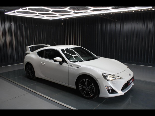 BUY TOYOTA 86 2013 2.0 HIGH AUTO 1-OWNER ONLY 64265KM FSH, Struben Street Motors