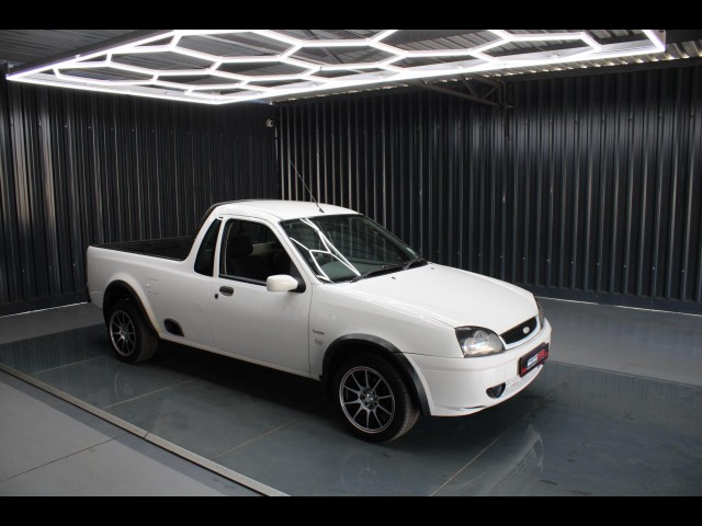 BUY FORD BANTAM 2009 1.6I XLT AIRCON P/U S/C ONLY 156680KM, Struben Street Motors