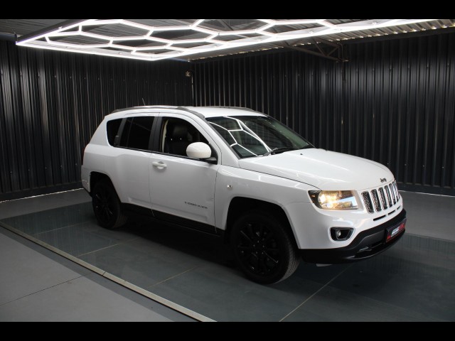 BUY JEEP COMPASS 2014 2.0 LIMITED, Struben Street Motors