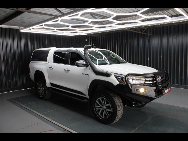 BUY TOYOTA HILUX 2017 2.8GD-6 4X4 RAIDER AUTO D/C P/U ONLY 247274KM, Struben Street Motors