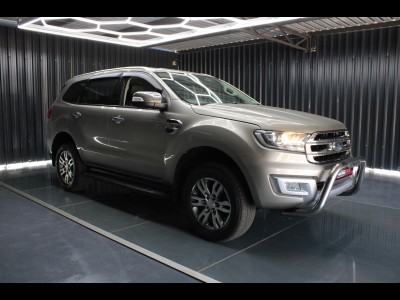 2017 Ford Everest
