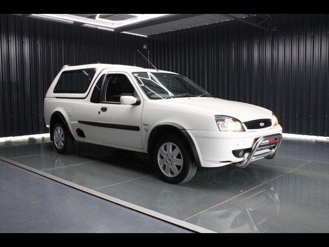 BUY FORD BANTAM 2007 1.6I XLT AIRCON P/U S/C CANOPY 127121KM, Struben Street Motors