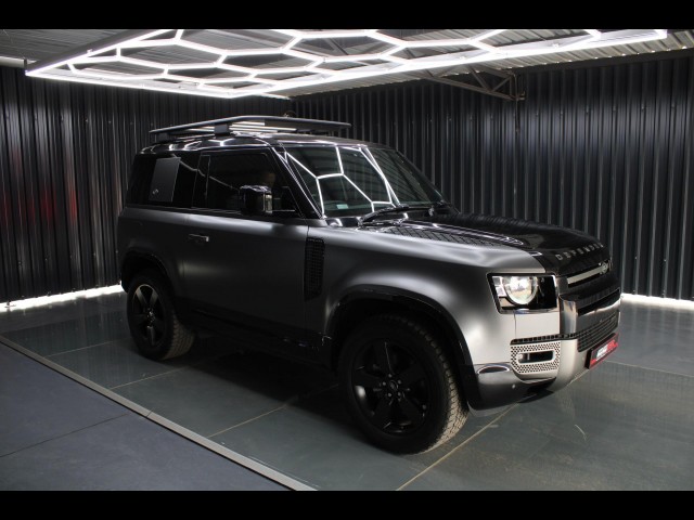 BUY LAND ROVER DEFENDER 90 2022 D240 SE X-DYNAMIC (177KW) ONLY 40826KM, Struben Street Motors