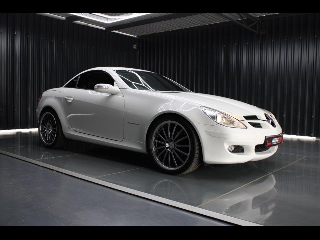 BUY MERCEDES-BENZ SLK-CLASS 2004 SLK 200 KOMPRESSOR A/T ONLY 118261KM, Struben Street Motors
