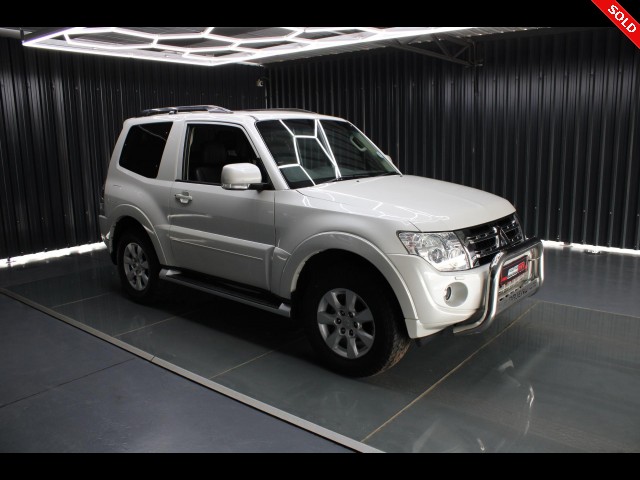 BUY MITSUBISHI PAJERO 2014 3.2 DI - DC GLS SWB A/T, Struben Street Motors