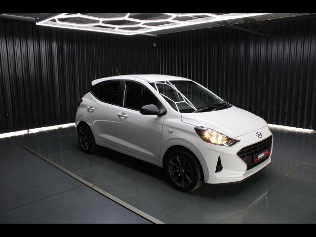 BUY HYUNDAI I10 2022 GRAND  1.0 MOTION, Struben Street Motors